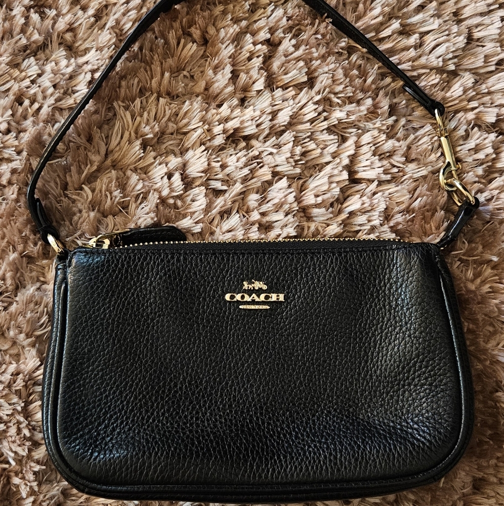 C1985 Coach Nolita 19 Handbag